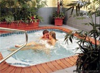 Lees Inn & Suites Muncie Exteriör bild